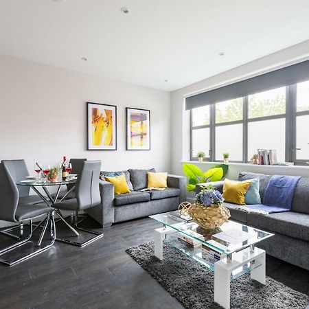 Homely - Watford Premier Apartments Kültér fotó