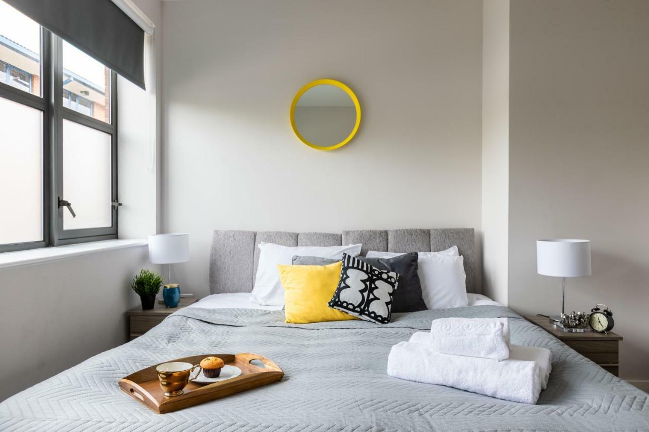 Homely - Watford Premier Apartments Kültér fotó