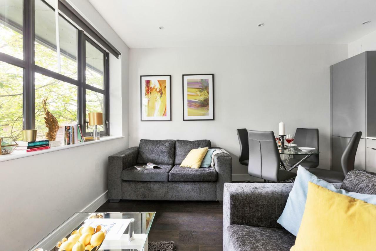 Homely - Watford Premier Apartments Kültér fotó